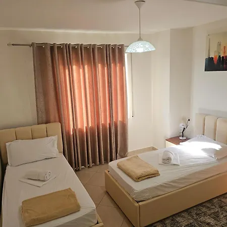 Seaview Apartament *