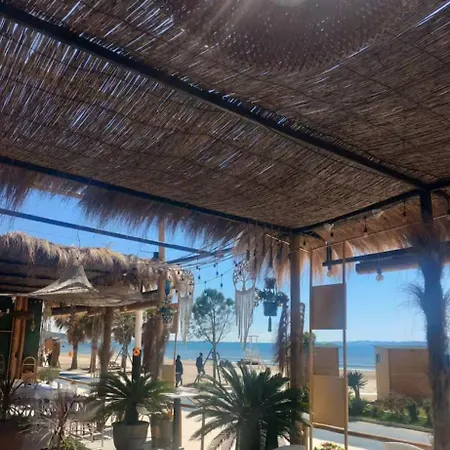 Seaview 아파트
